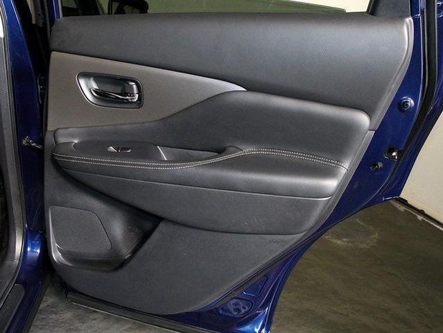 Photo of 2019 Gray Nissan Murano
