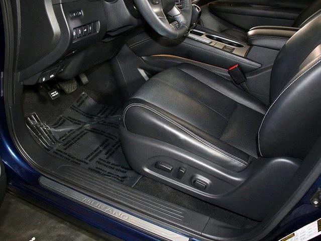 Photo of 2019 Gray Nissan Murano