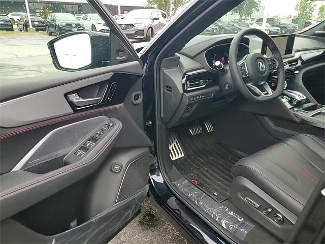 Photo of 2026 Majestic Black Pearl Acura MDX
