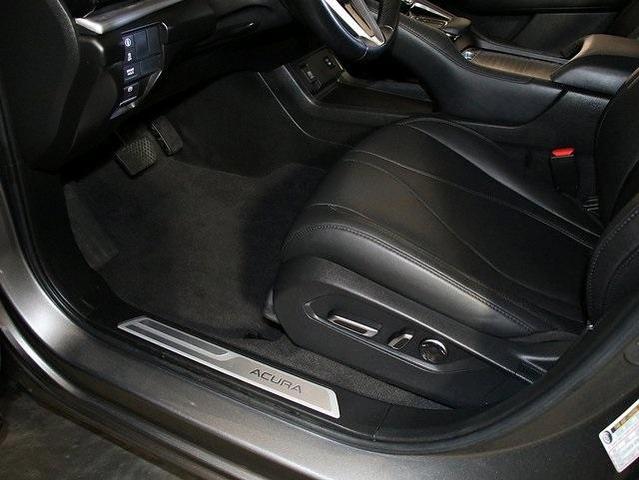 Photo of 2022 Liquid Carbon Metallic Acura RDX