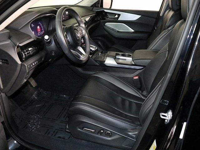 Photo of 2024 Majestic Black Pearl Acura MDX