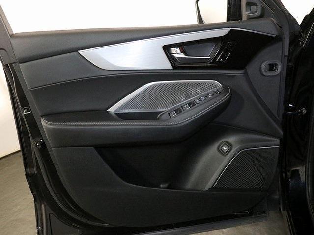 Photo of 2024 Majestic Black Pearl Acura MDX