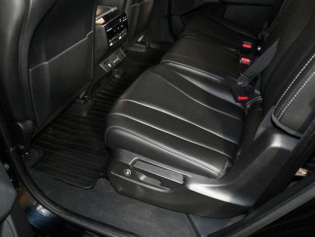 Photo of 2024 Majestic Black Pearl Acura MDX