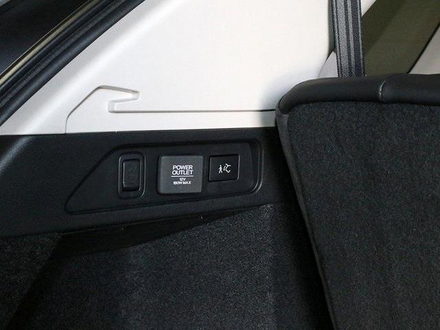 Photo of 2025 Liquid Carbon Metallic Acura MDX