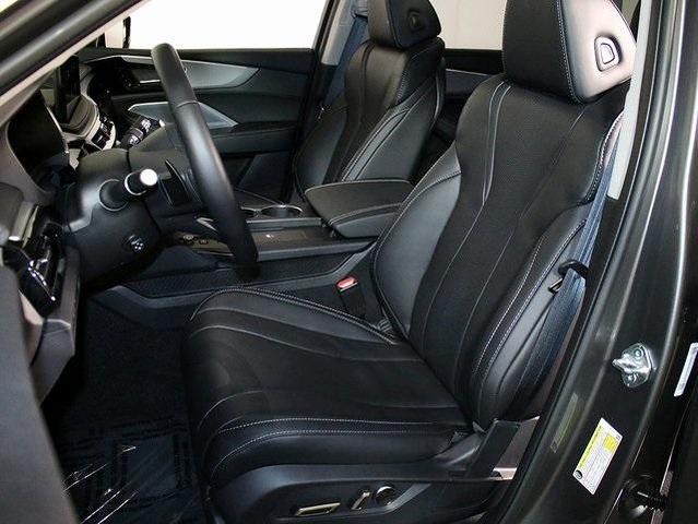 Photo of 2025 Liquid Carbon Metallic Acura MDX