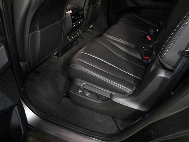 Photo of 2025 Liquid Carbon Metallic Acura MDX