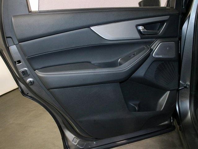 Photo of 2025 Liquid Carbon Metallic Acura MDX