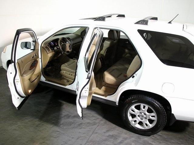 Photo of 2004 Taffeta White Acura MDX