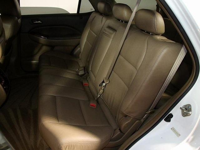 Photo of 2004 Taffeta White Acura MDX