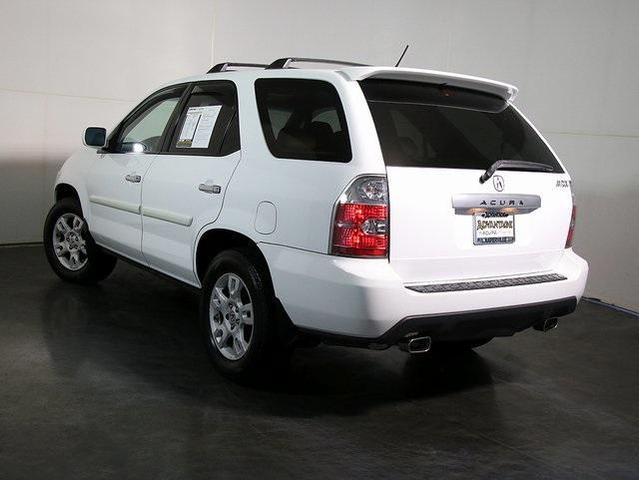 Photo of 2004 Taffeta White Acura MDX
