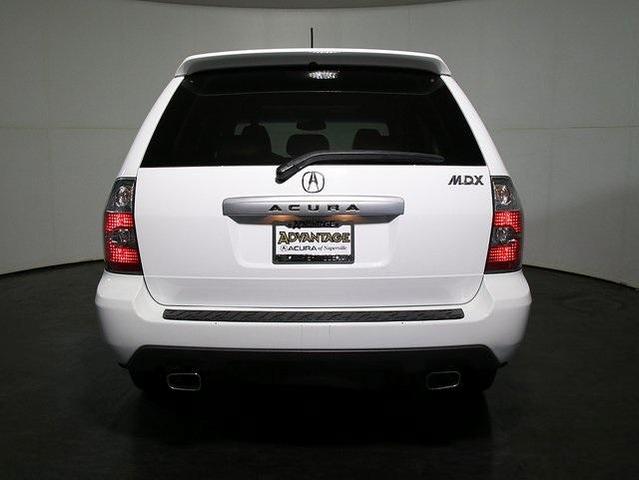 Photo of 2004 Taffeta White Acura MDX