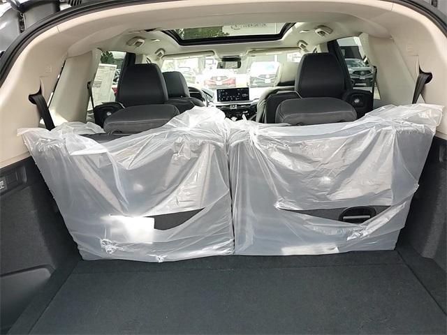 Photo of 2026 Solar Silver Metallic Acura MDX
