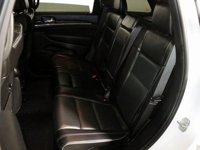 Photo of 2019 Bright White Clearcoat Jeep Grand Cherokee