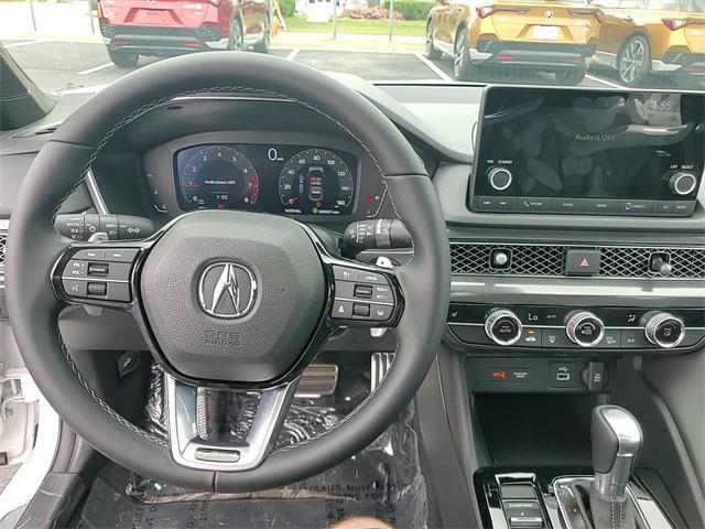 Photo of 2025 Platinum White Pearl Acura Integra
