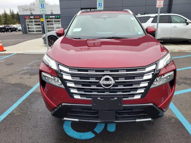 Photo of 2025 Scarlet Ember Tintcoat Nissan Rogue