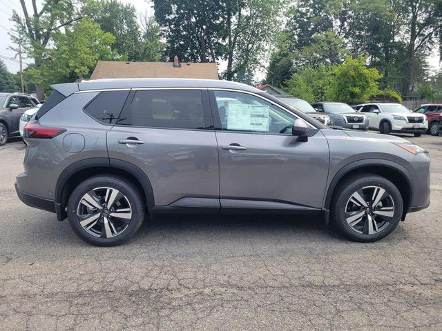 Photo of 2025 Gun Metallic Nissan Rogue