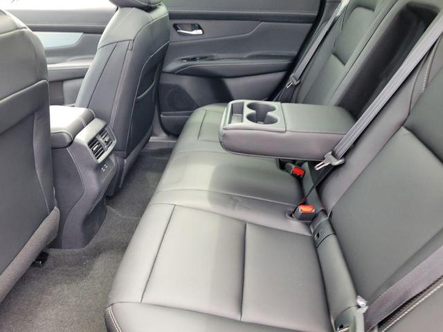 Photo of 2025 Super Black Nissan Murano