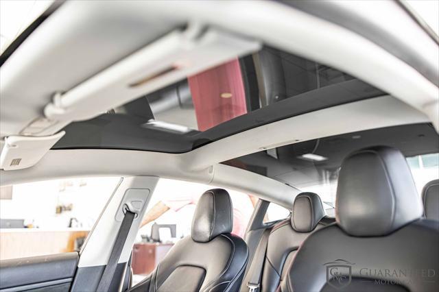 Photo of 2020 Pearl White Multi-Coat Tesla Model 3