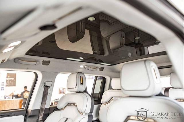 Photo of 2023 Forest Green Rivian R1S