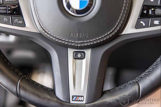 Photo of 2022 Tanzanite Blue II Metallic BMW X7
