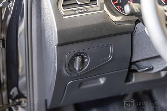 Photo of 2021 Deep Black Pearl Volkswagen Tiguan
