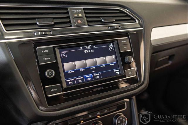 Photo of 2021 Deep Black Pearl Volkswagen Tiguan