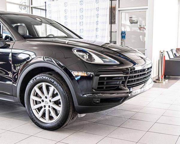 Photo of 2022 Black Porsche Cayenne