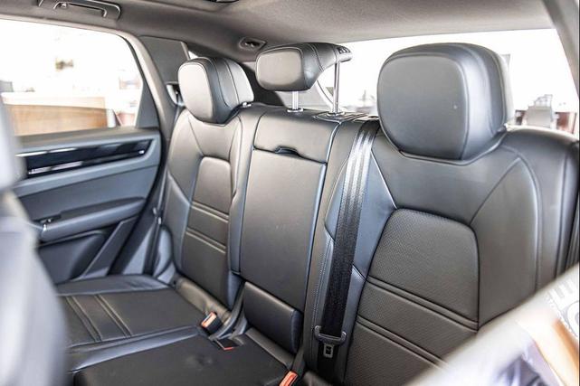 Photo of 2022 Black Porsche Cayenne