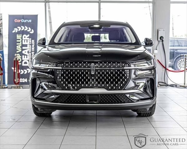 Photo of 2025 Infinite Black Metallic Clearcoat Lincoln Nautilus