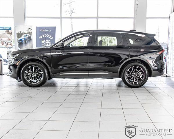 Photo of 2025 Infinite Black Metallic Clearcoat Lincoln Nautilus
