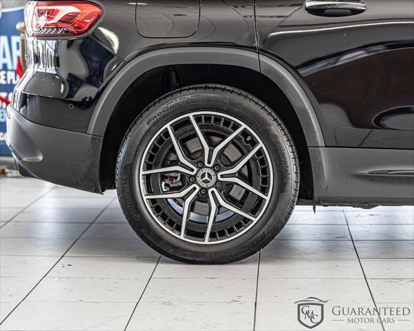 Photo of 2023 Night Black Mercedes-Benz EQB 300