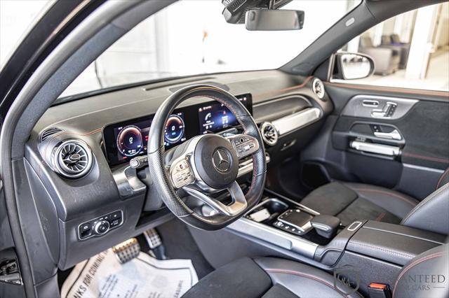 Photo of 2023 Night Black Mercedes-Benz EQB 300