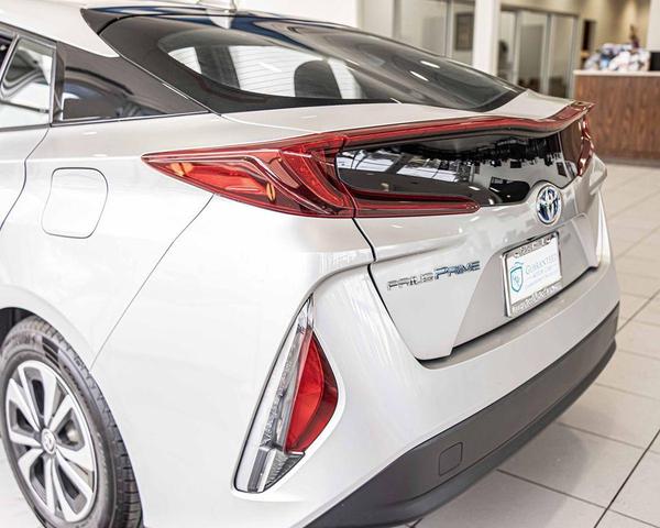Photo of 2018 Classic Silver Metallic Toyota Prius Prime
