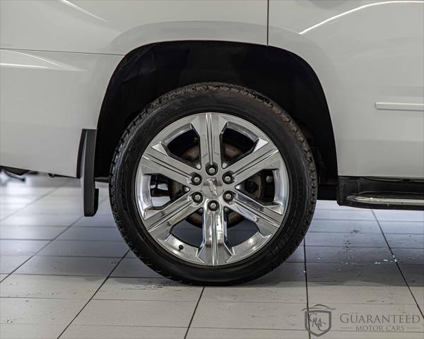 Photo of 2018 Summit White Chevrolet Tahoe