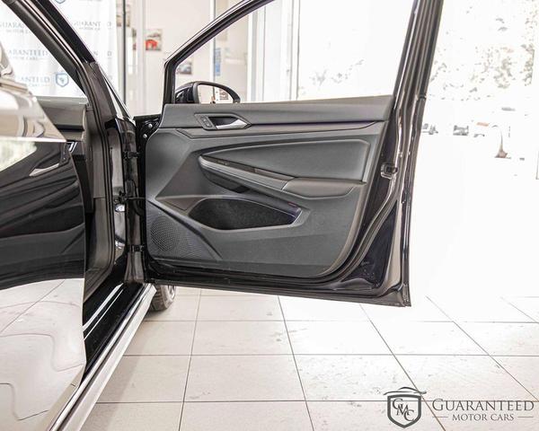 Photo of 2022 Deep Black Pearl Volkswagen Golf GTI