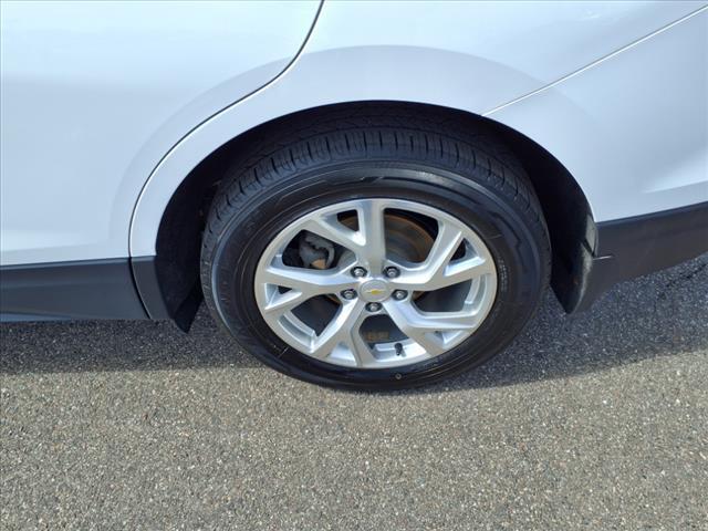 Photo of 2019 Summit White Chevrolet Equinox