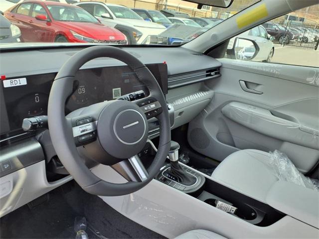 Photo of 2025 Atlas White Hyundai KONA