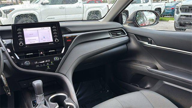 Photo of 2023 Supersonic Red Toyota Camry