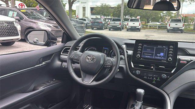 Photo of 2024 Midnight Black Metallic Toyota Camry