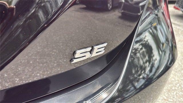 Photo of 2024 Midnight Black Metallic Toyota Camry