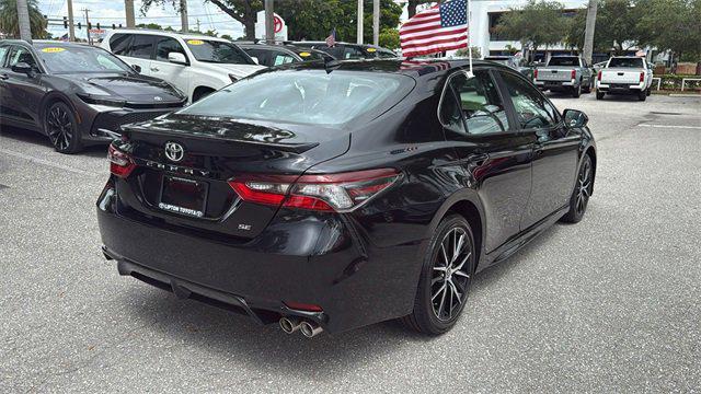 Photo of 2024 Midnight Black Metallic Toyota Camry