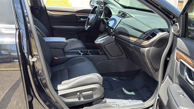 Photo of 2020 Crystal Black Pearl Honda CR-V Hybrid