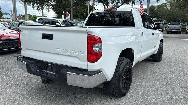 Photo of 2020 Super White Toyota Tundra