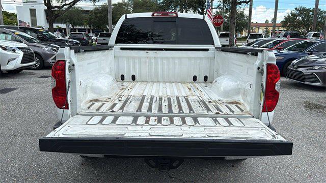 Photo of 2020 Super White Toyota Tundra
