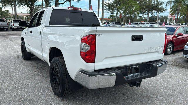 Photo of 2020 Super White Toyota Tundra