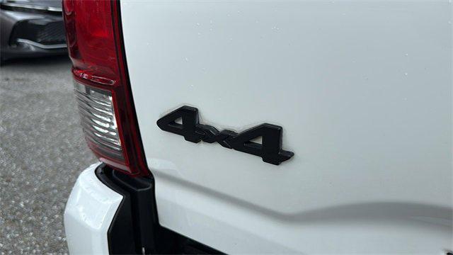 Photo of 2022 White Toyota Tacoma