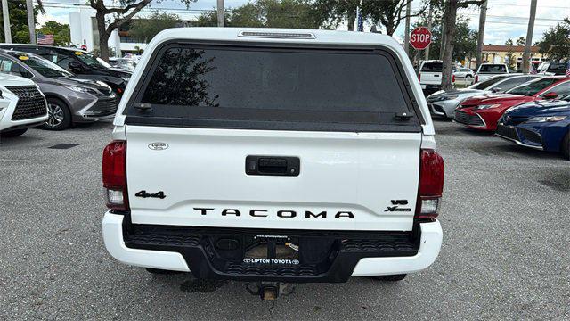 Photo of 2022 White Toyota Tacoma