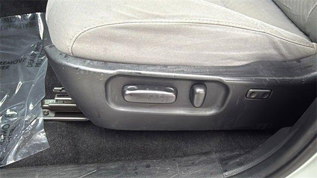 Photo of 2022 White Toyota Tacoma