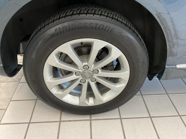 Photo of 2016 Blue Metallic Audi Q5