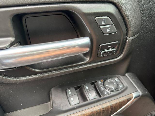 Photo of 2021 Onyx Black GMC Sierra 2500
